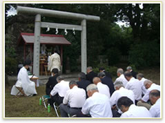 妻垣神社　地元戦没者の冥福を祈る　戦没者慰霊祭を復活